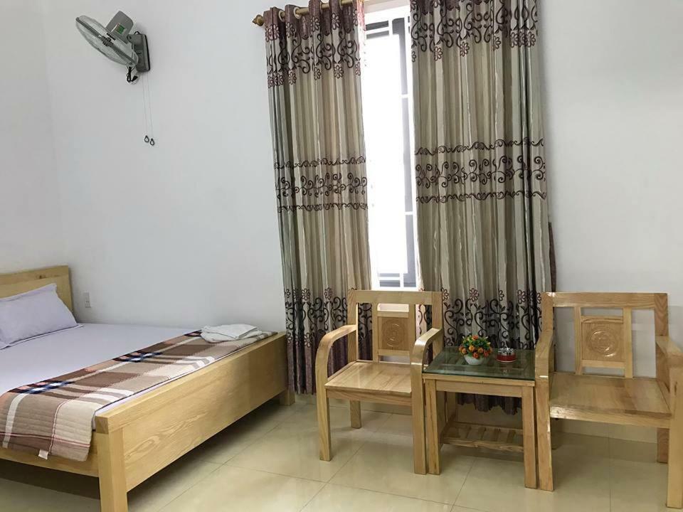 Nha Nghi Manh Binh Bed & Breakfast Хайфонг Екстериор снимка